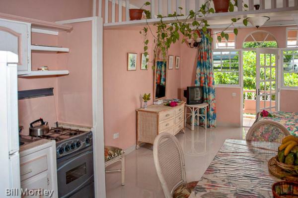 Hotel Chez Marie Alish โกรส อิส์ลีต ภายนอก รูปภาพ